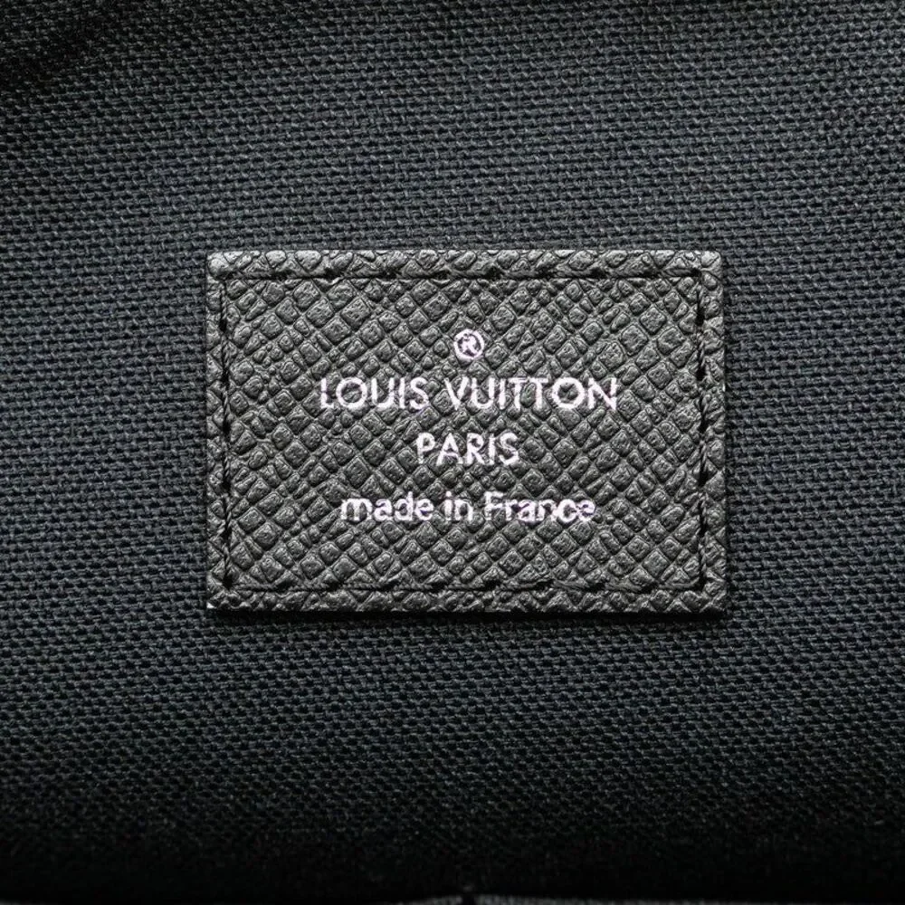 Louis Vuitton Grigori Messenger MM Shoulder Bag